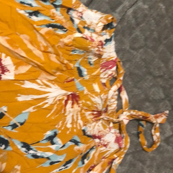 Pants - Picture 4 of 4